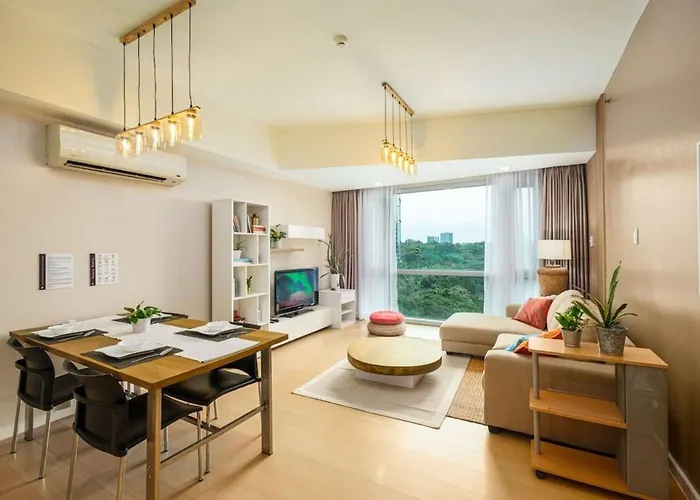 Modern Luxe Stay: 2br Escape *